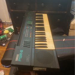 Yamaha PSR-6 Electric Keyboard