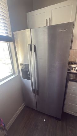 Refrigerator Amana