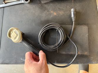 Winch remote control with wire can be used without the wire or with the wire