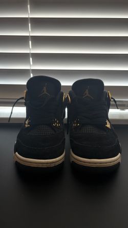 Jordan 4 royalty size 5.5Y