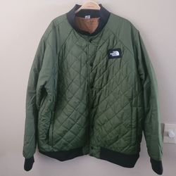 The North FaceMen's Green Jester Bomber Jacket

XL