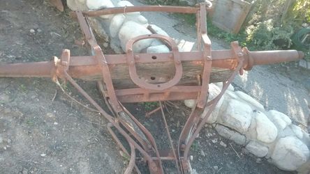 Old west wagon front axel