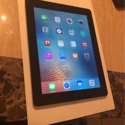 Apple iPad 3 16GB WiFi Tablet 9.7”