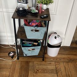 Stand with two blue baskets