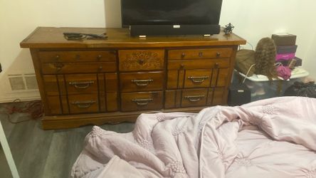 Brown wood 9 drawer dresser