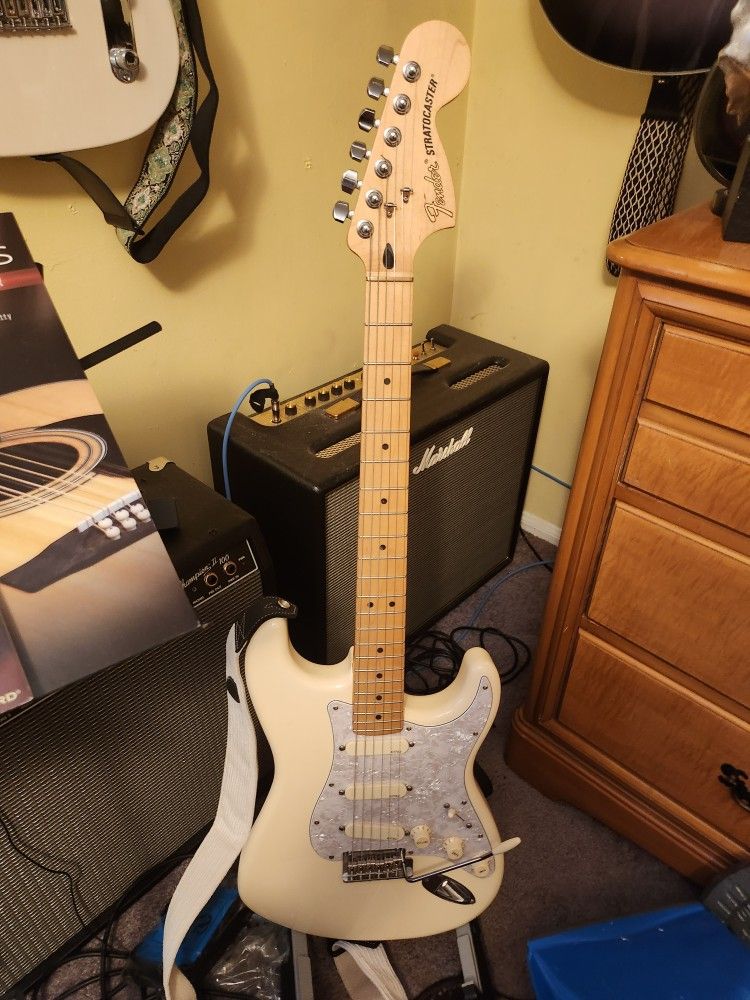 Fender Stratocaster