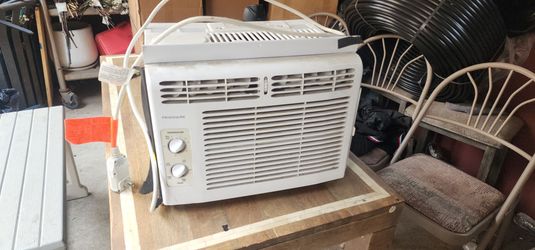 Window AC Airconditioner