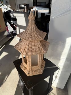 Wicker Rattan Pagoda Table Lamp