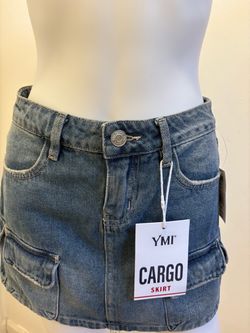 Skirt Small new w tag $10