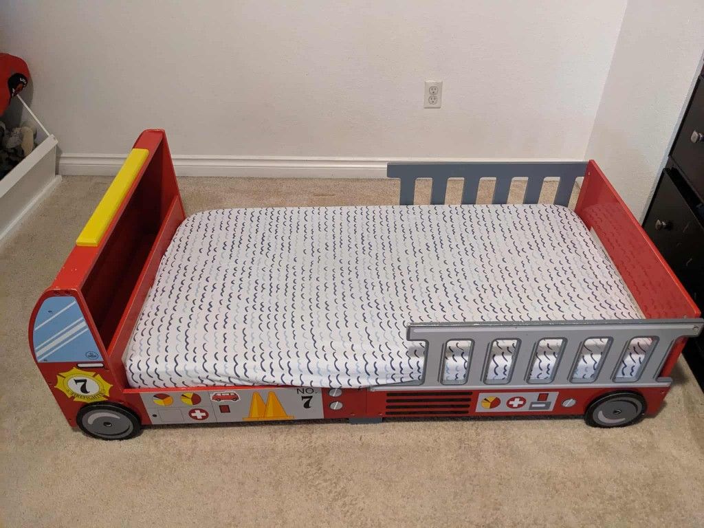 Kids Fire Truck Bed