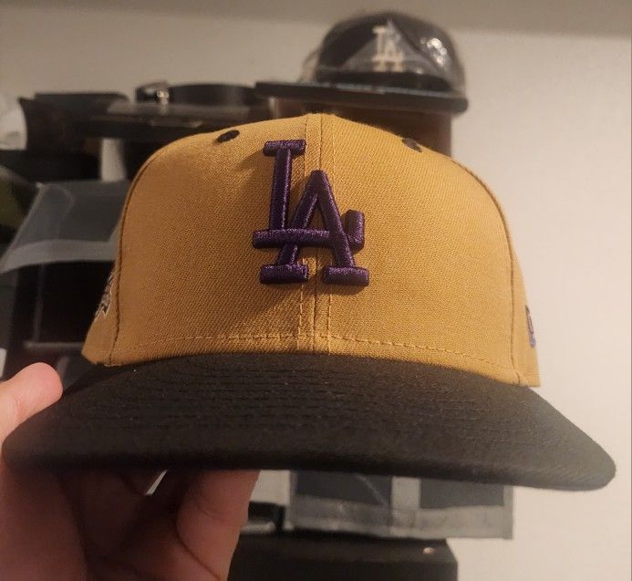 Los Angeles Dodgers Hat for Sale in Lynwood, CA - OfferUp