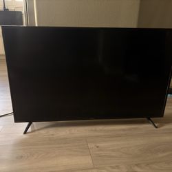 TV with Wall mount