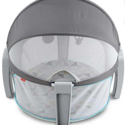 Fisher-Price On-the-Go Infant Dome Portable Bassinet and Play Space