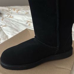 Brand New Boots Black Size 7