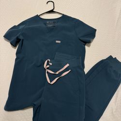 caribbean blue figs scrubs  