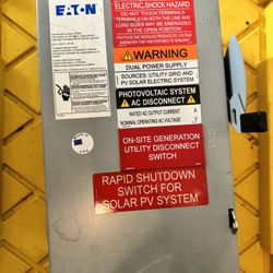 Eaton DG222NRB 3 Wire 2 Pole Fusible B Series General-Duty Safety Switch 240 Volt Ac 60 Amp NEMA 3R