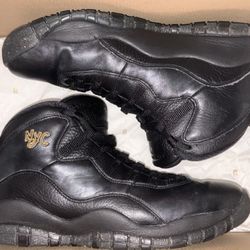 Air Jordan 10 Retro NYC  Size 9.5