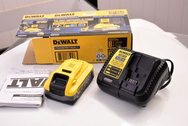 A000129A DEWALT 20V MAX POWERSTACK 5.0 Ah Battery Starter Kit