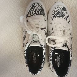 Michael Kors Women's Sneakers Size 6.5-New