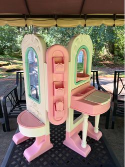 Fisher price vanity set. $20