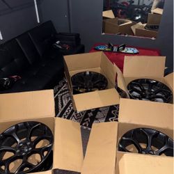 20 Inch Stock 2020 Chrysler 300s Rims
