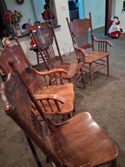 Four oak chairs very good condition