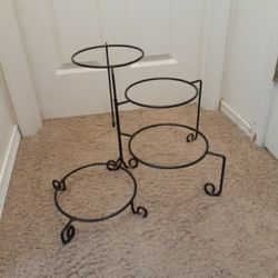 4 Tier Round Planter Or multi level plate holder ( Like New condition
