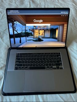 15 inch apple MacBook Pro laptop computer bundle very clean LOOK