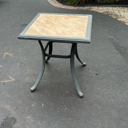 Outdoor patio table