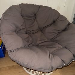 Papasan chair