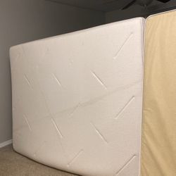 Queen Mattress And Box Spring 