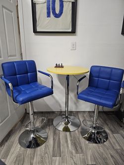 Bar Stools With Table
