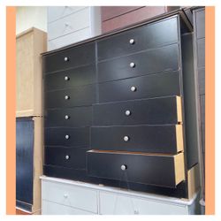 12 drawers dresser / Twelve drawers dresser