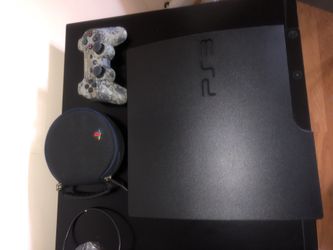 PS3 160 GB with 4 controllers and over 20 games!