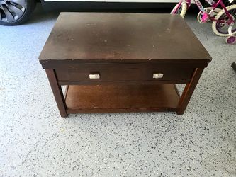 Pushable Coffee Table 