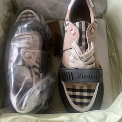 Designer Burberry Shoes