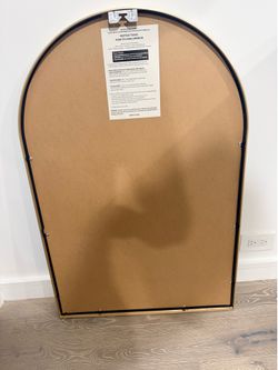Arch mirror