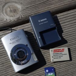 Canon PowerShot SD870 IS Digital Camera