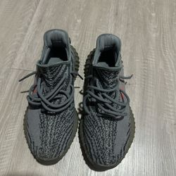 Yeezys beluga size 9.5