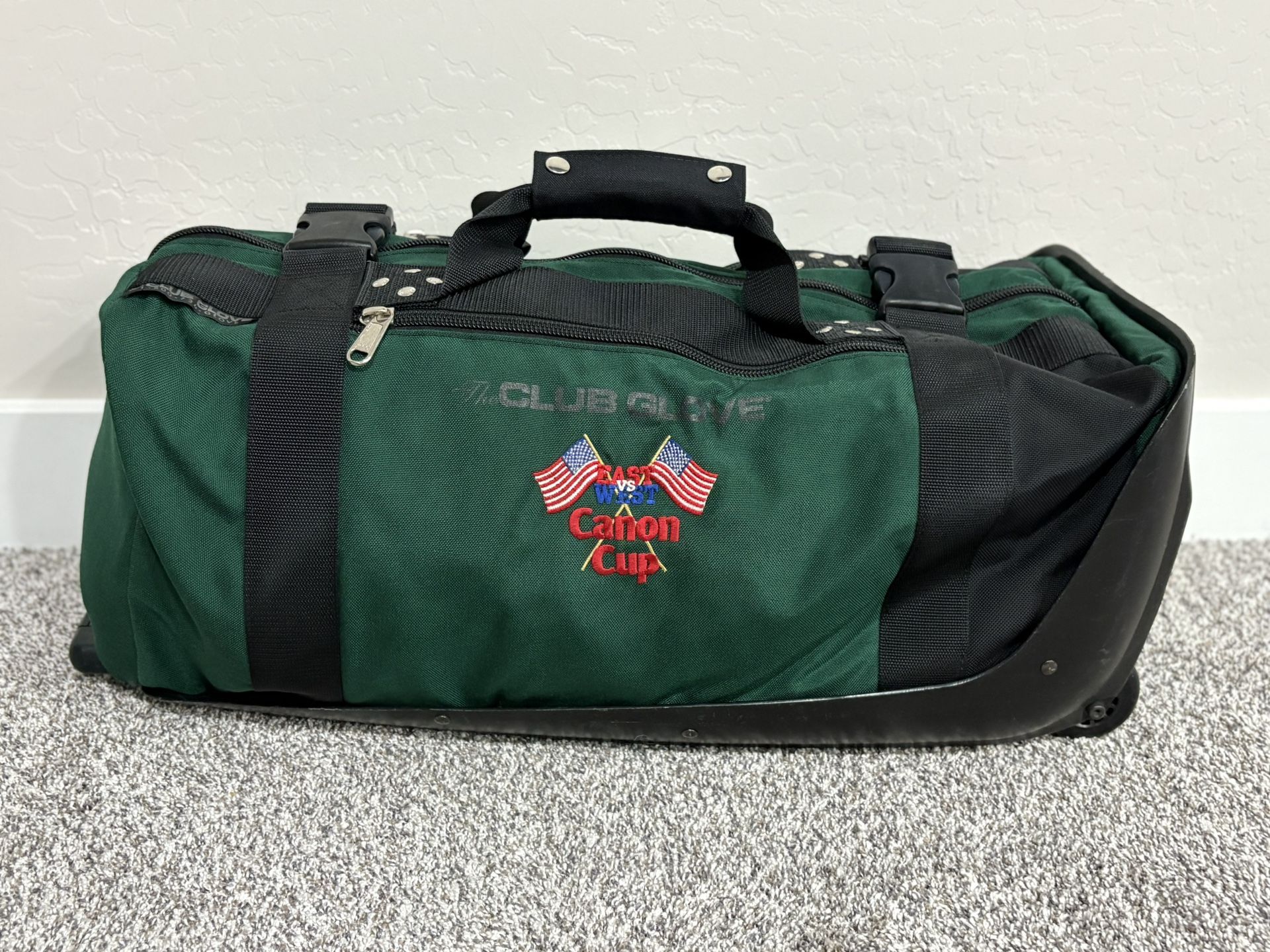 CLUB GLOVE ‘Conway Farms GC / Canon Cup’ Green Nylon Rolling Duffle Bag 