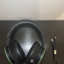 Xbox Wireless Gaming Headset - Black