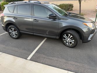 2016 Toyota RAV4 LE