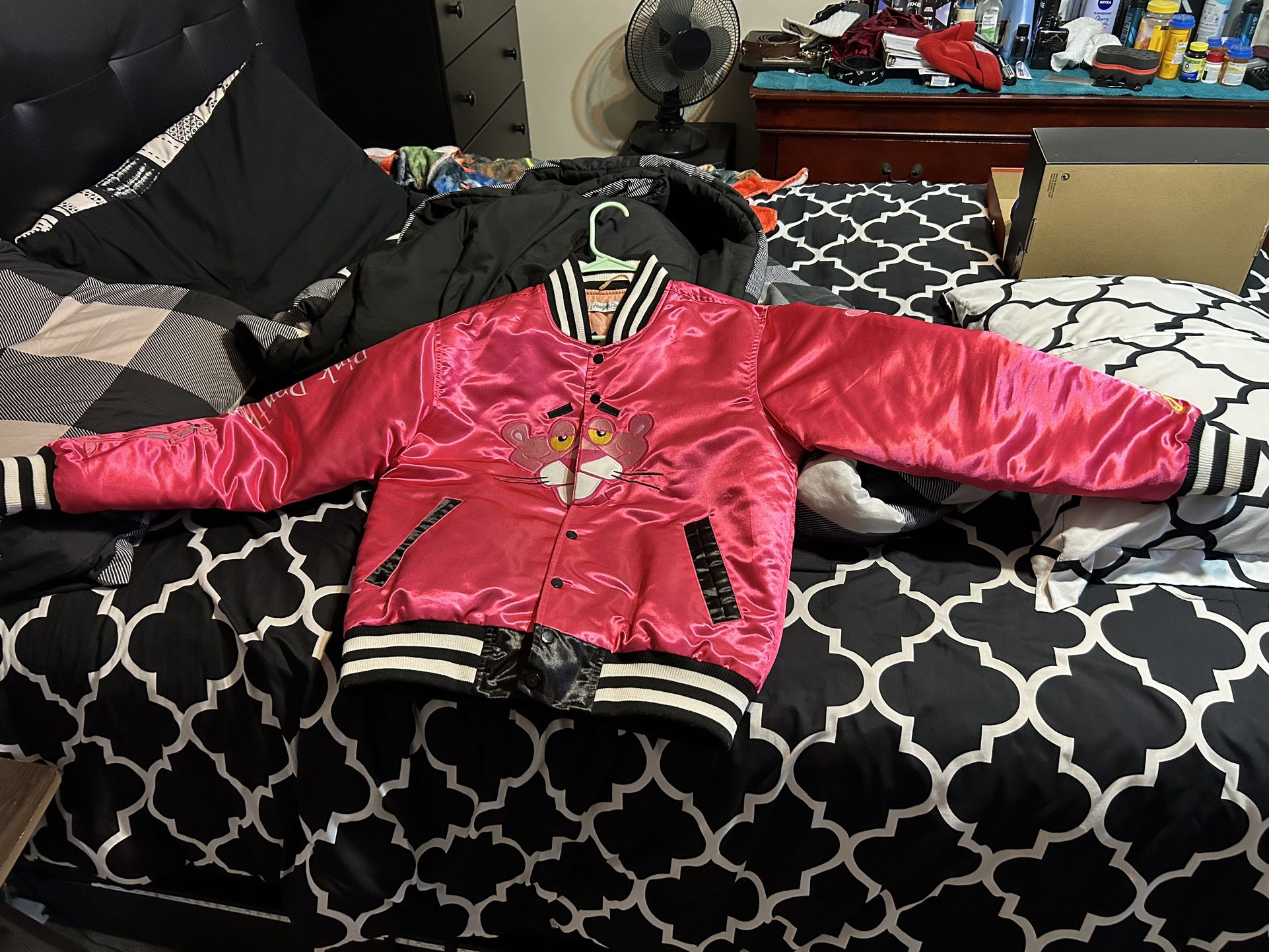 Pink Pather Jacket🧥 Basically New Size “MEDIUM” Very Nice Jacket ! Men+Women !💞💞💞💞