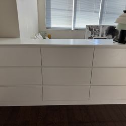 70” 9 Drawers Dresser In White