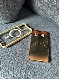 iPhone 14 pro max 256gb att