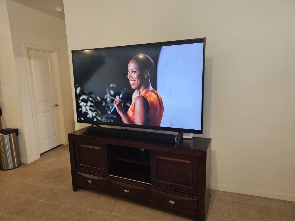 75" Class RU7100 Smart 4K UHD TV (2019)