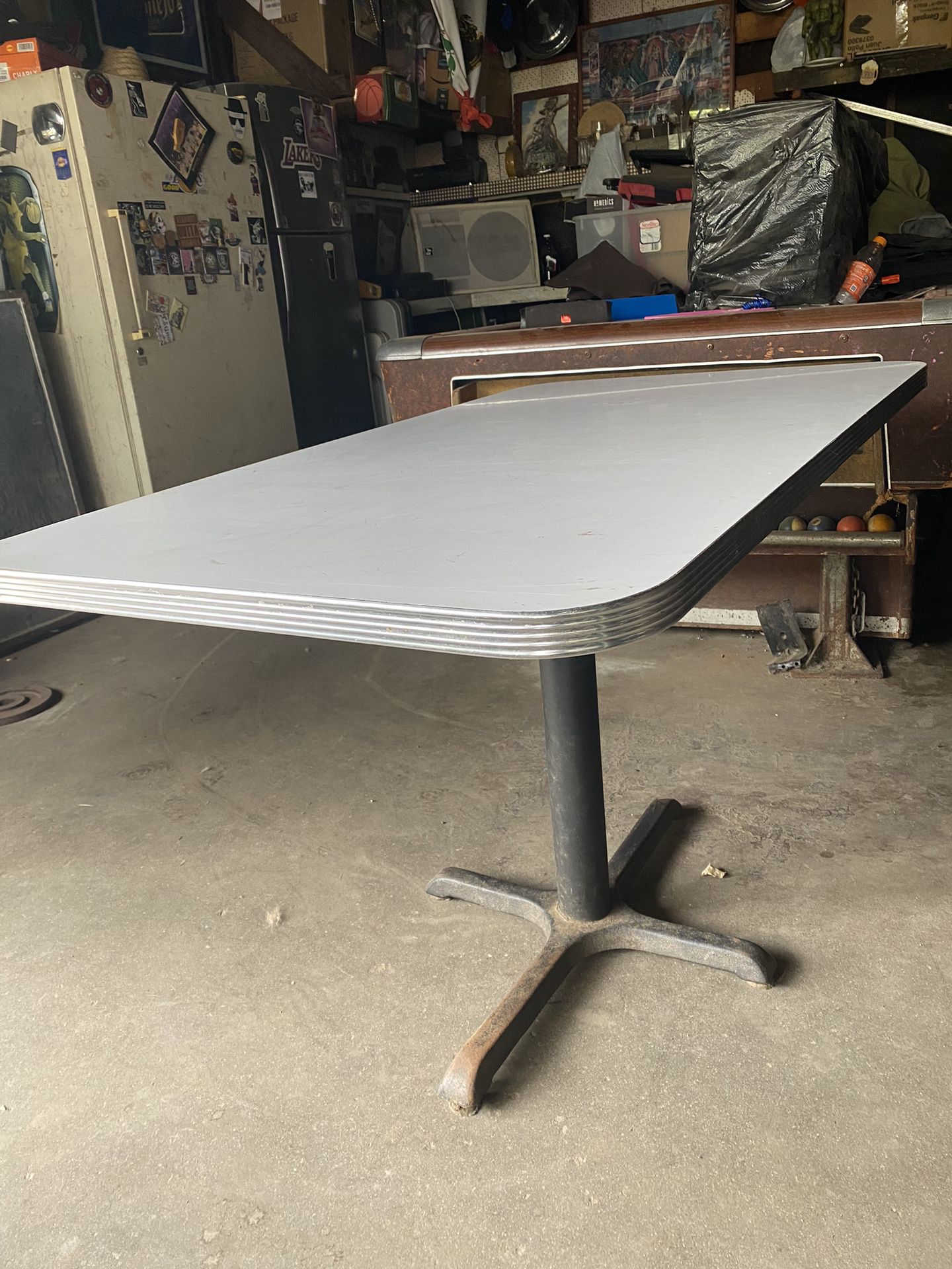 Diner Table $50  FIRM