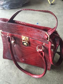 Brand new,neverused, its alittle dusty, but , its in perfect conditions, cause its new