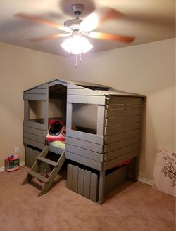 Treehouse bed