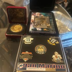Dan Marino Collective Item